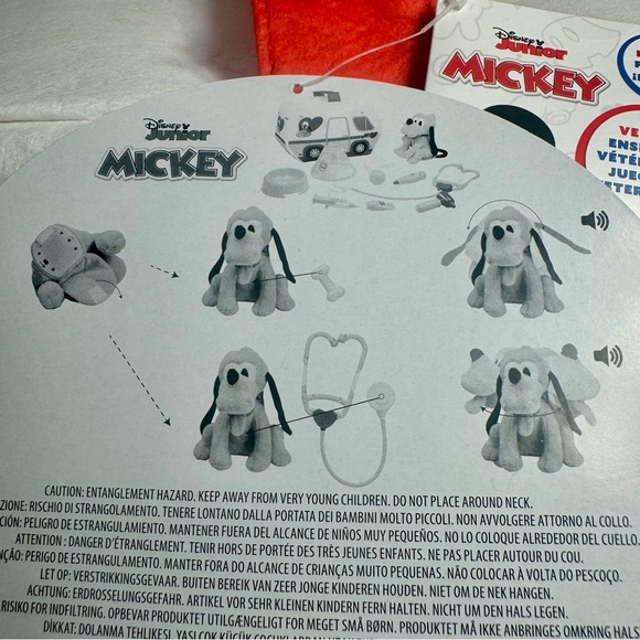 NWT. Disney Pluto Plush Vet Set is an 11-piece play set. Disney Junior - Picture 13 of 16